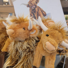 Load image into Gallery viewer, Highland cow